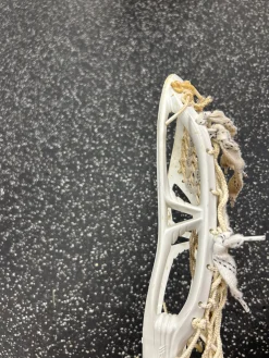Used STX AV8 BACKYARD Men Atk/Mid Complete Stick White