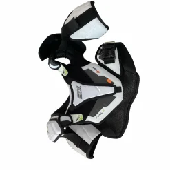 Used STX CELL IV MD Lacrosse Shoulder Pads White MD