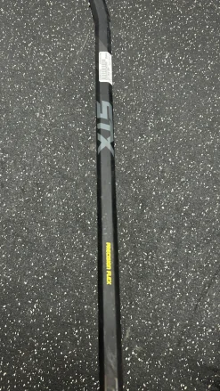 Used STX CRUX 600 Womens Atk/Mid LAX Shaft Black