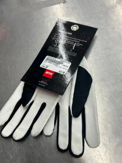 Used STX FROST GLOVES Lacrosse Gloves Womens Black SM