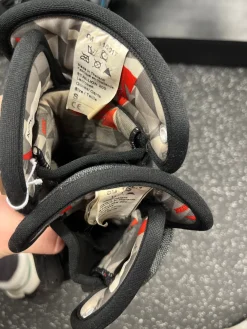 Used STX STALLION 200 Lacrosse Gloves Junior Black SM