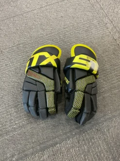Used STX STALLION 100 Lacrosse Gloves Junior Black 8"