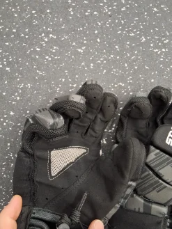Used STX STALLION 75 Lacrosse Gloves Junior Black MD