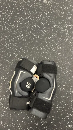 Used STX STALLION 50 Lacrosse Arm Pads/Guards Black XS