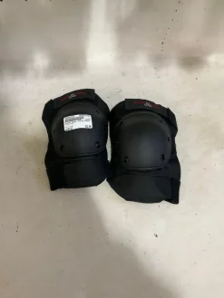Used Triple Eight Inline Elbow Pads Black LG