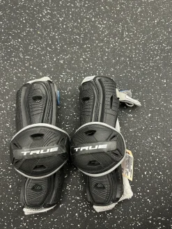 Used True FREQUENCY ARM GUARD Lacrosse Arm Pads/Guards Black XL