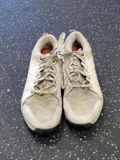 Used Under Armour GLORY LAX Cleats Womens White Senior 8.5