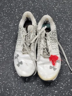 Used Under Armour LAX Cleats Womens White Senior 9.5