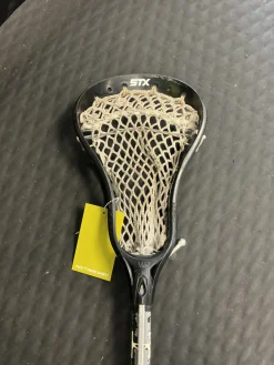 Used Under Armour NEXGEN Jr Atk/Mid Complete Stick Black