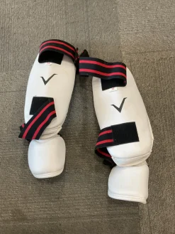 Used Vision Martial Arts Shin Pads White MD