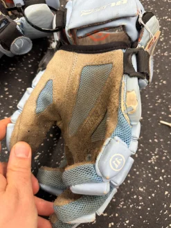 Used Warrior BURN PRO Lacrosse Gloves Mens Carolina Blue 13
