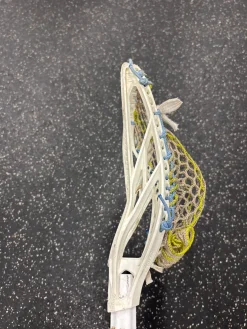 Used Warrior EVO 5 W/ ECD CARBON 2.0 JR STICK Jr Atk/Mid Complete Stick White 37"