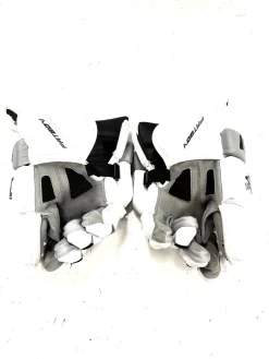 Used Warrior FATBOY LAX Goalie Gloves M White XL
