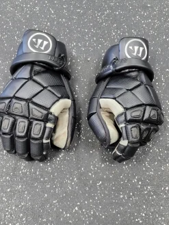 Used Warrior NEMESIS PRO LAX Goalie Gloves M Black LG