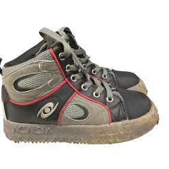 Used Acacia Broomball/Curling Shoes Junior 05