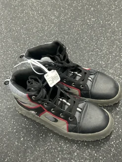 Used Acacia GRIP-INATOR Broomball/Curling Shoes Senior 12