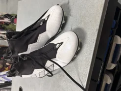 Used Adidas Adult FB Cleats None Senior 11.5