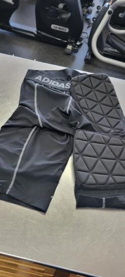 Used Adidas 3/4 5 PAD FB Girdles Black MD