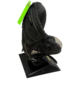 Used Adidas TS CATCH 3150 Junior Baseball Catchers Mitt RH Throw Black 31 1/2"