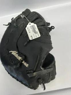 Used Akadema AJJ254 BB/SB First Base RH Throw Black 12 1/2"