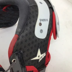 Used All Star CATALYST PROFILE YTH MD SHOULDER PADS FB Shoulder Pads Black MD