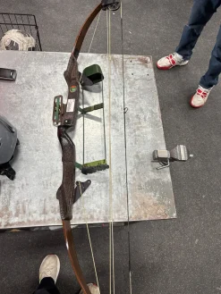Used ANTIQUE COMPOUND BOW Adult Bow