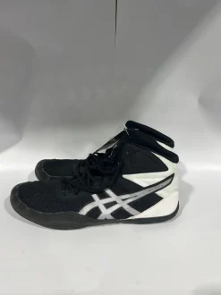 Used Asics Senior 13 Boxing Shoes