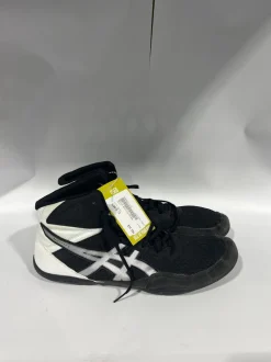 Used Asics Senior 13 Boxing Shoes