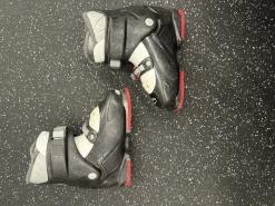 Used AXIS AX 2J Boys DH Ski Boot Black 225 MP - J04.5 - W5.5