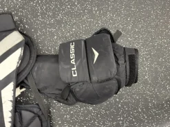 Used Bauer CLASSIC Senior Body Armor MD
