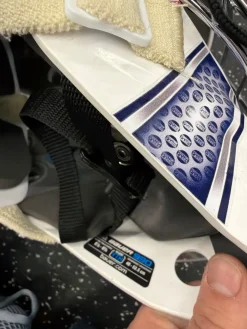 Used Bauer 930 GOAL MASK Youth Goalie Helmet/Mask White One Size