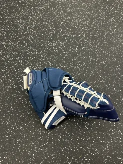 Used Bauer GSX Junior Goalie Catcher Navy Blue
