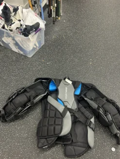 Used Bauer GSX Senior Body Armor MD