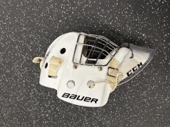 Used Bauer NME 3 Senior Goalie Helmet/Mask White One Size
