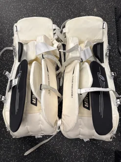 Used Bauer ONE 55 Goalie Leg Pads Junior White 30"