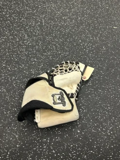 Used Bauer PRODIGY 2.0 Youth Goalie Catcher White