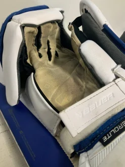 Used Bauer REACTOR R5 PRO 32+1 Goalie Leg Pads Senior White And Royal Blue 32