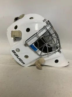 Used Bauer 940 Senior Goalie Helmet/Mask White One Size