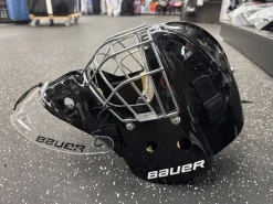Used Bauer Senior Goalie Helmet/Mask Black One Size