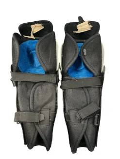 Used Bauer SUPREME ONE15 11 SG Junior Shin Guards White 11"