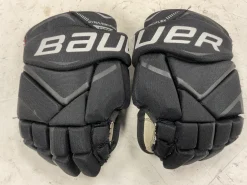Used Bauer VAPOR X700 Junior Gloves Black And Red 11"