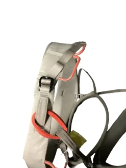 Used Black Diamond HARNESS BLACK DIAMOND Climbing Harness