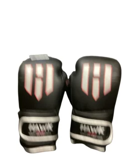Used Boxing Gloves Black MD