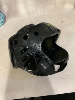Used Boxing Headgear Black
