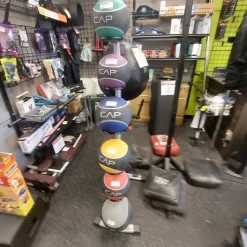 Used Cap Weight Stand