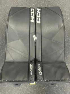 Used CCM AXIS 2.9 Goalie Leg Pads Senior Black 34