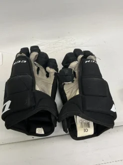 Used CCM EDGE Junior Gloves Black 11"