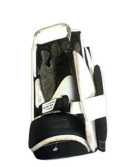 Used CCM E-FLEX 5.5 Senior Goalie Blocker White