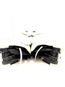 Used CCM E3.5 Goalie Leg Pads Junior White 30