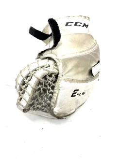 Used CCM E4.5 Junior Goalie Catcher White